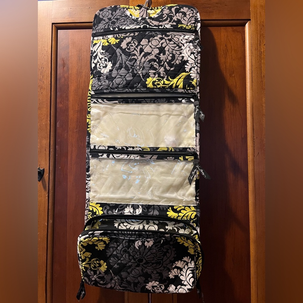 Vera Bradley Travel Hanging Bag - Retired Pattern Baroque